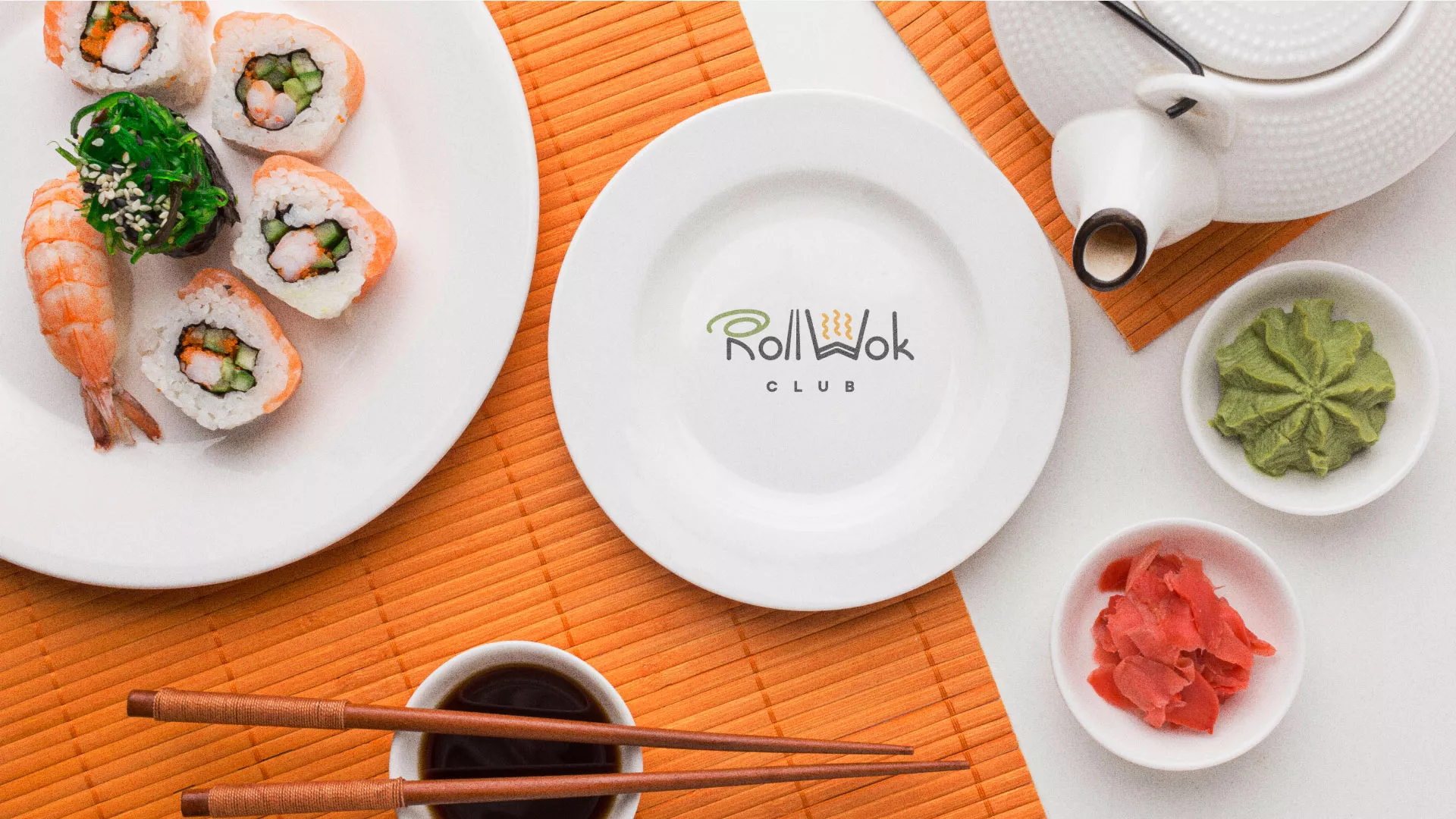 Разработка логотипа и фирменного стиля суши-бара «Roll Wok Club» в Воротынске